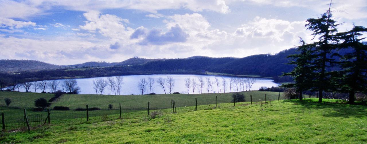 Lago di Mezzano